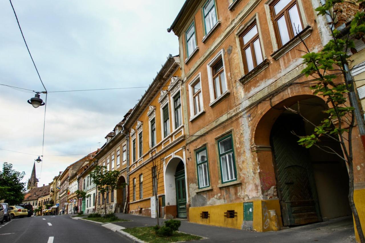 Апартаменты Historical House Сибиу Экстерьер фото